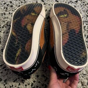 Vans DISNEY Scar size 11 mens